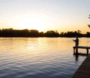 Stay Warm and Dry: The Best Fishing Gear for Chilly Days