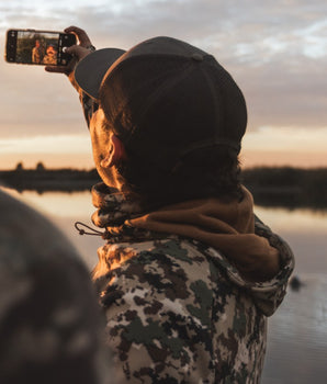 Men’s Fleece Hoodie with Neck Gaiter FS18M